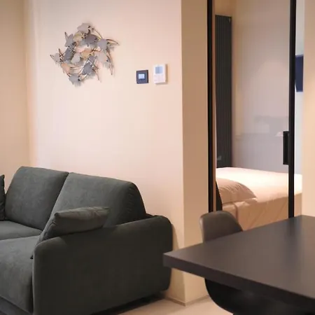 ゲストハウス Settanni Sea