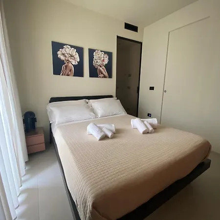 ゲストハウス Settanni Sea